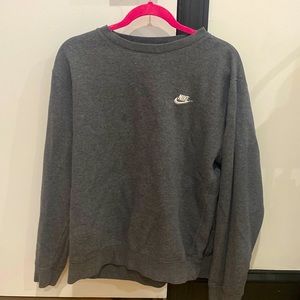 Nike Crew Neck-Gray-Medium